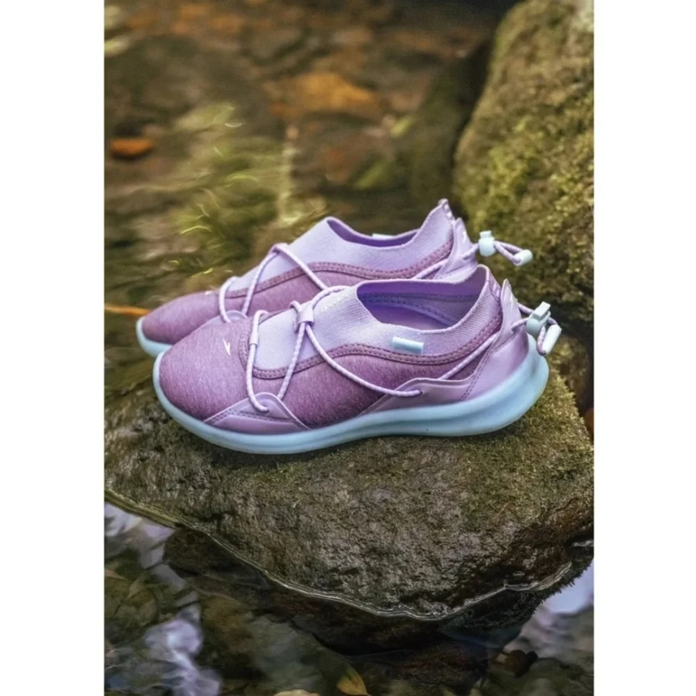 SPEEDO youth size Medium 2/3 Surf Walker Lilac‎ Water Shoes
